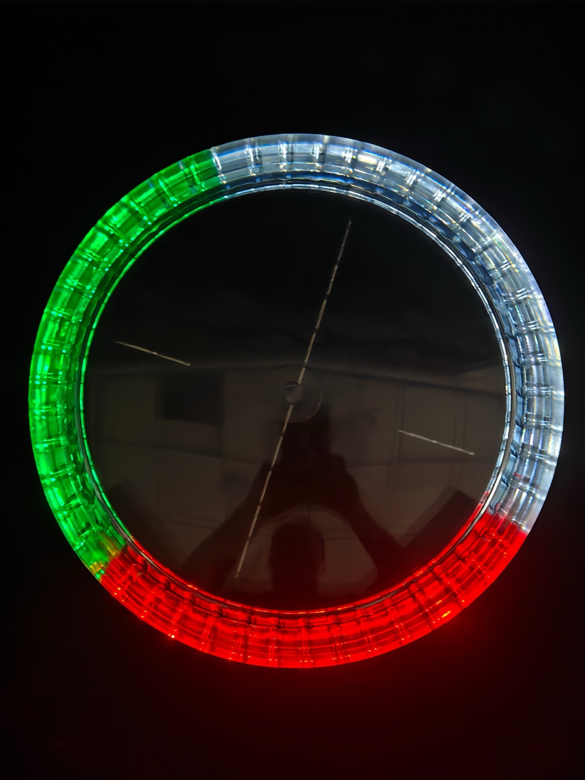 Solar Boat Light DWS305/MF tricolor lens glowing red, green and white at night